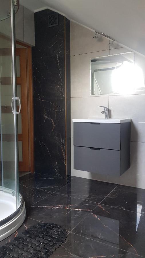 Apartament Sosnowa Apartment Krasnobrod Luaran gambar