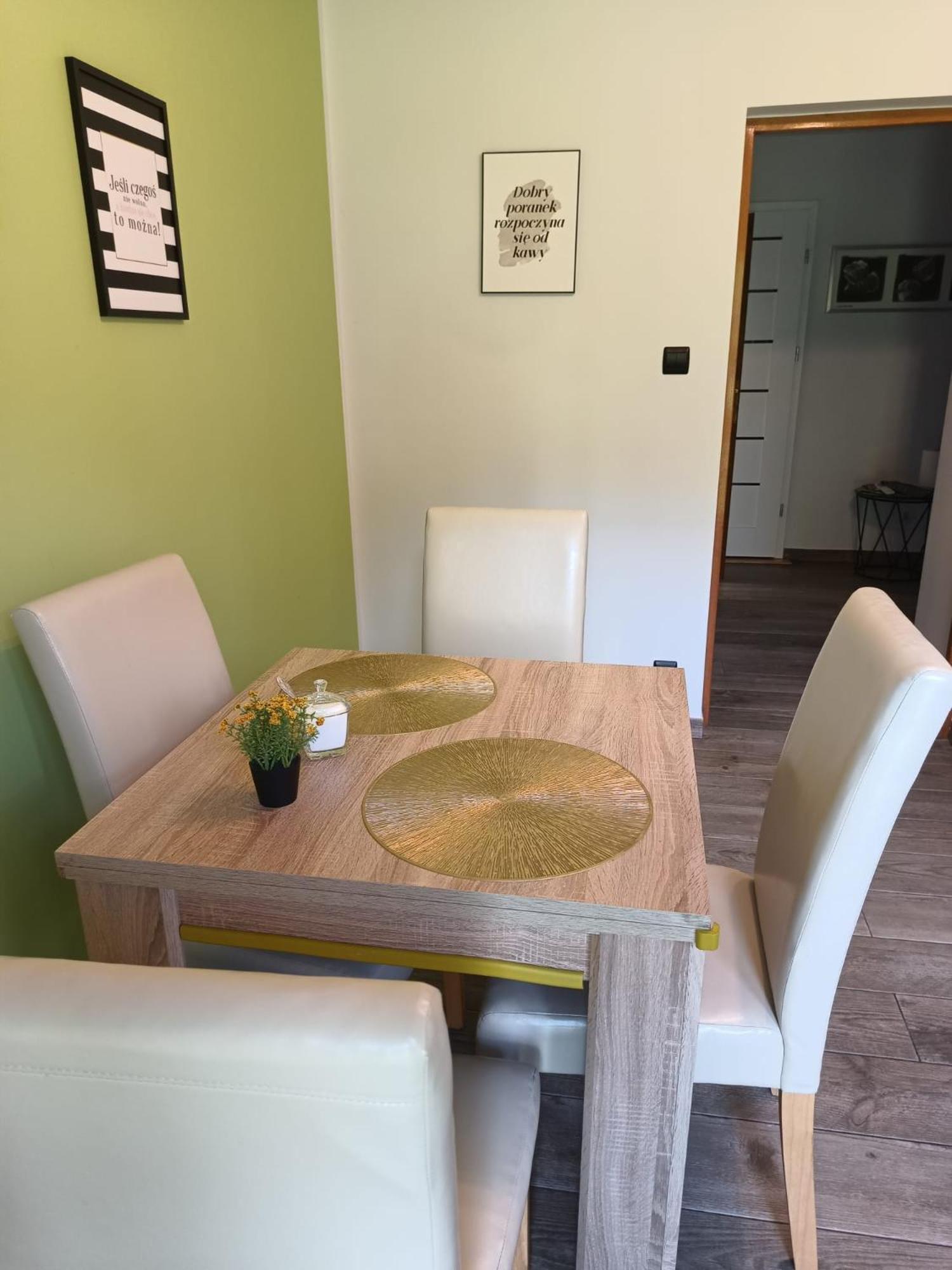 Apartament Sosnowa Apartment Krasnobrod Luaran gambar